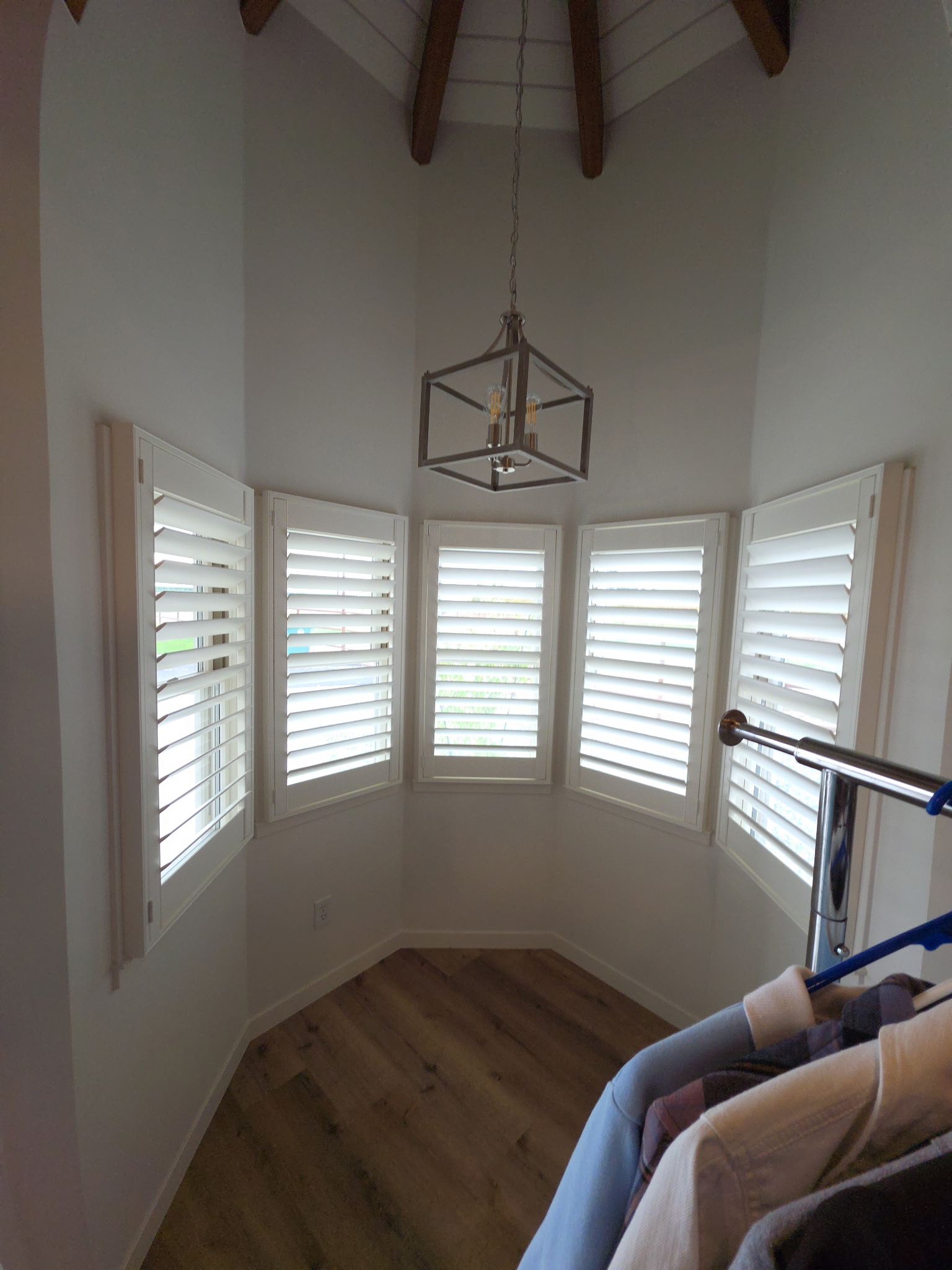Bay window shutters with vaulted ceiling